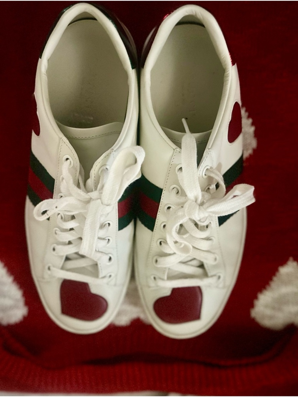 Gucci White Leather Sneakers with Red & Green Stripe and Red Heart Detail